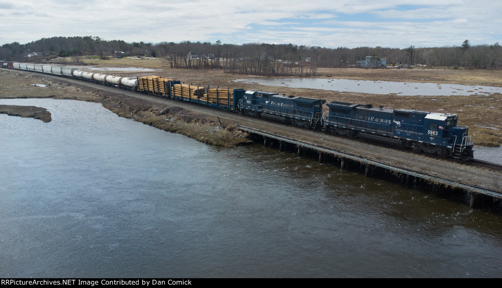 MEC 5963 Leads X426 at the Scarborough Marsh